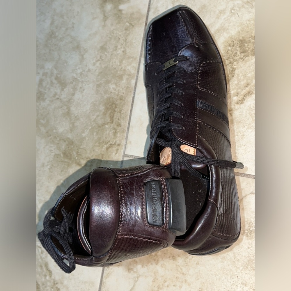 Louis Vuitton Men’s Dark Brown Leather Lace-Up Oxfords